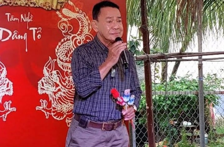 Kép chính cải lương nổi tiếng giờ đi bưng bê ở quán cơm mưu sinh qua ngày- Ảnh 3. Kép chính cải lương nổi tiếng giờ đi bưng bê ở quán cơm mưu sinh qua ngày- Ảnh 3.