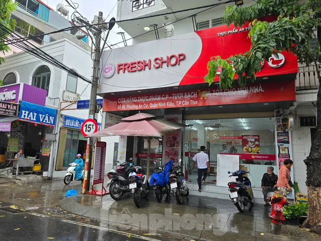 Điểm danh các cửa hàng bán thịt của Công ty C.P ở Cần Thơ vừa bị kiểm tra- Ảnh 1. Điểm danh các cửa hàng bán thịt của Công ty C.P ở Cần Thơ vừa bị kiểm tra- Ảnh 1.