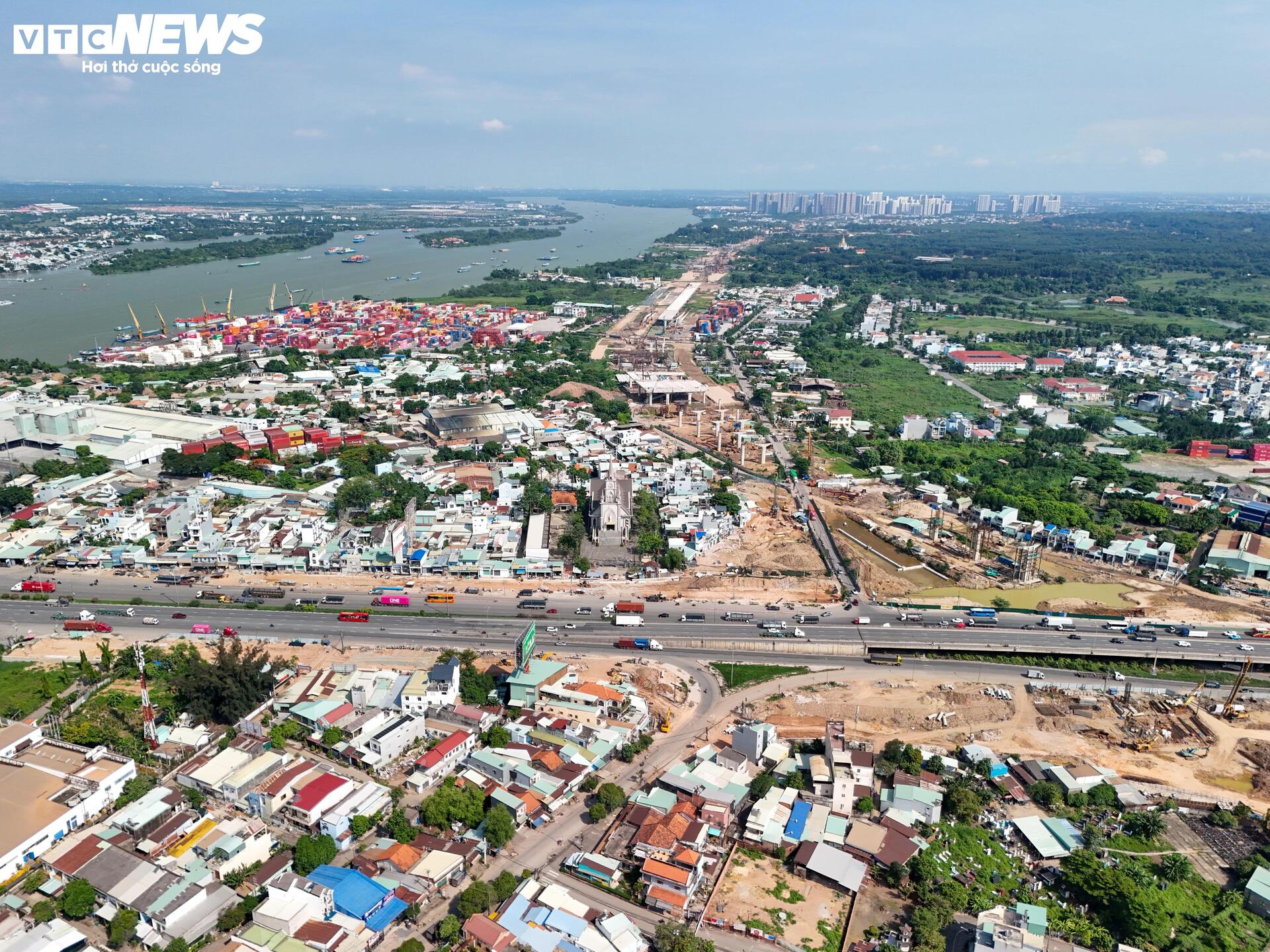 Toàn cảnh gần 14 km đường Vành đai 3 qua Thủ Đức tăng tốc về đích- Ảnh 14. Toàn cảnh gần 14 km đường Vành đai 3 qua Thủ Đức tăng tốc về đích- Ảnh 14.