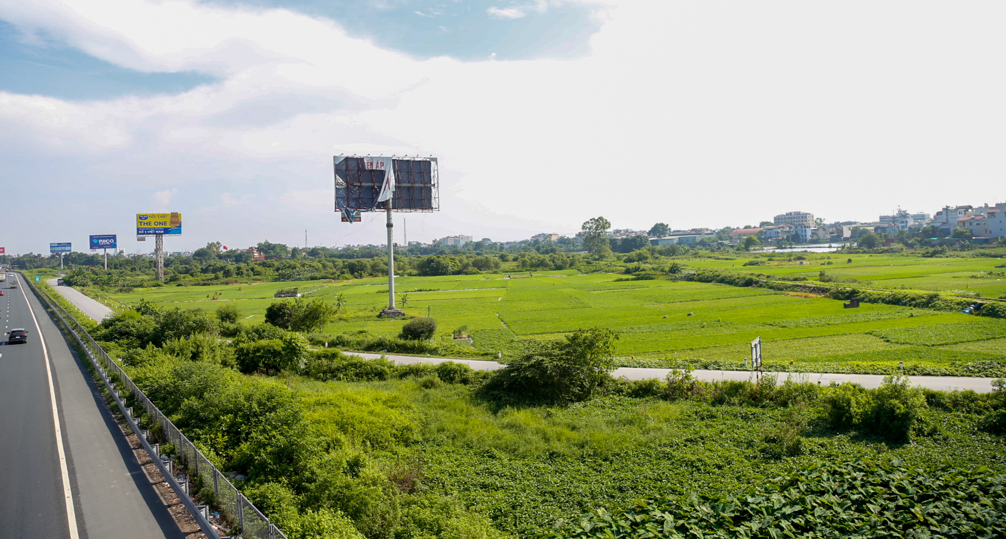 Đường vành đai 3,5 dài 43 km nối Hà Nội - Hưng Yên có hàng loạt diễn biến mới: Sắp khởi công cầu 12.000 tỷ, hoàn thiện đoạn 8 làn xe…- Ảnh 5. Đường vành đai 3,5 dài 43 km nối Hà Nội - Hưng Yên có hàng loạt diễn biến mới: Sắp khởi công cầu 12.000 tỷ, hoàn thiện đoạn 8 làn xe…- Ảnh 5.