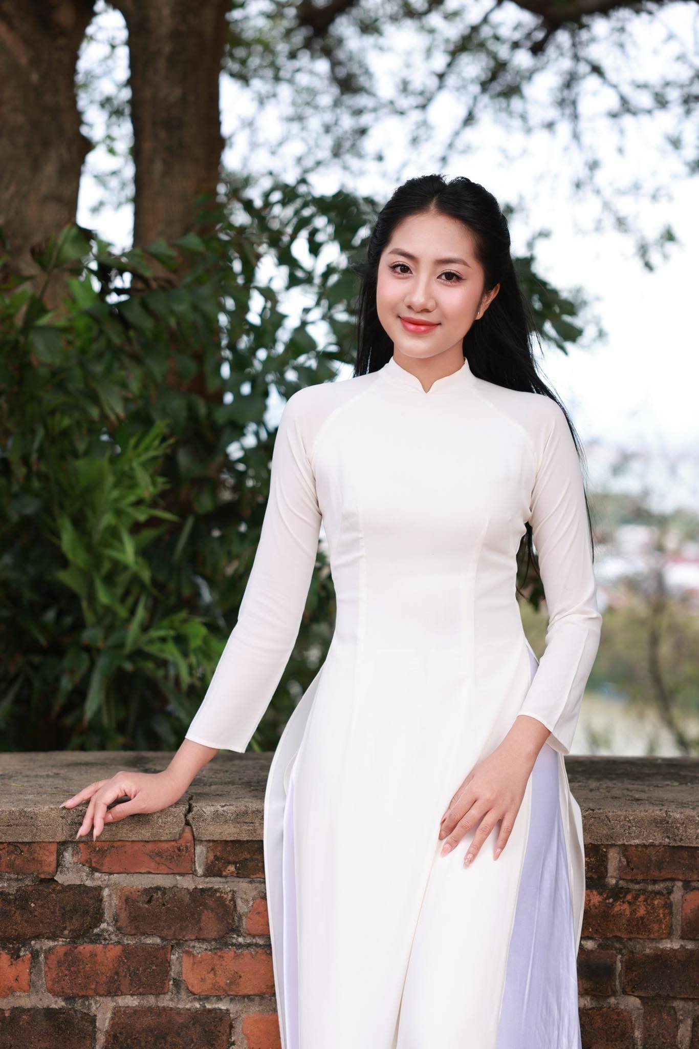 Lộ ảnh thời cấp 3 tự ti, da ngăm đen của Hà Trúc Linh - Hoa hậu Việt Nam: Lên phố Lộ ảnh thời cấp 3 tự ti, da ngăm đen của Hà Trúc Linh - Hoa hậu Việt Nam: Lên phố