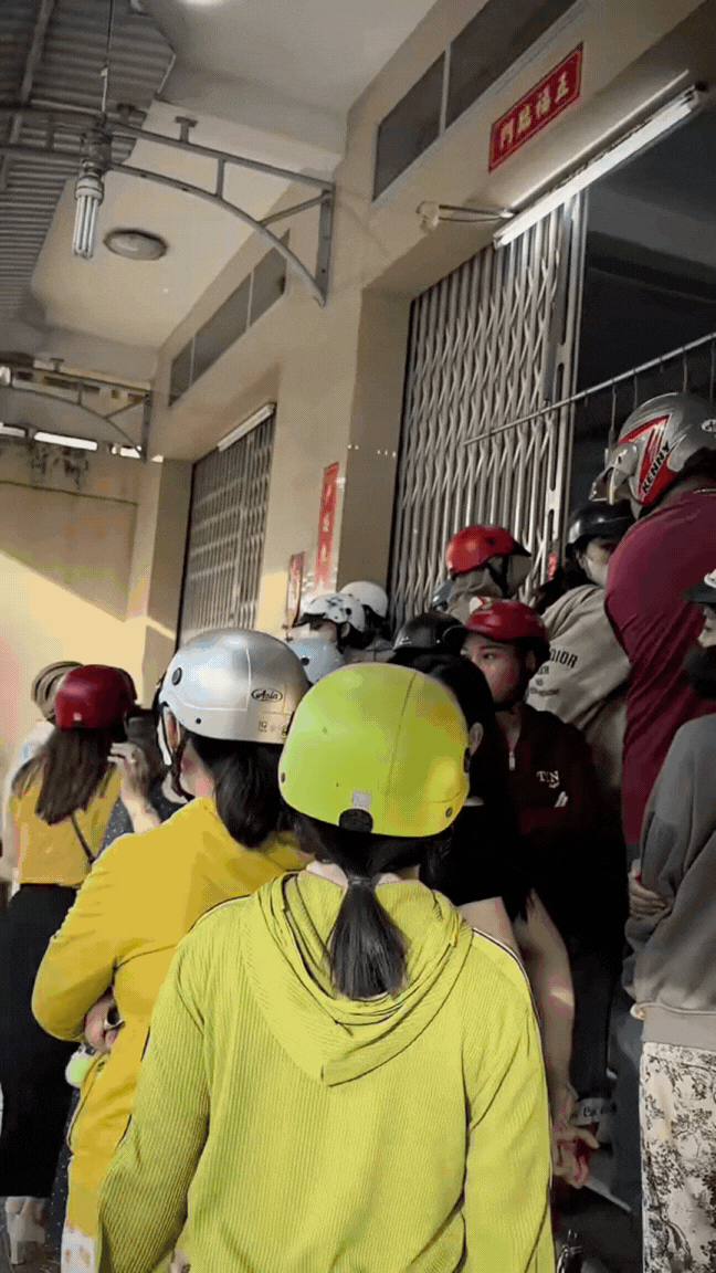 Theo chân "chị bán gạo" Linh Đặng đi thẩm tiệm bánh bông lan "ngon nhất Bạc Liêu", tiếc là người ở xa muốn ăn thử không dễ- Ảnh 10.