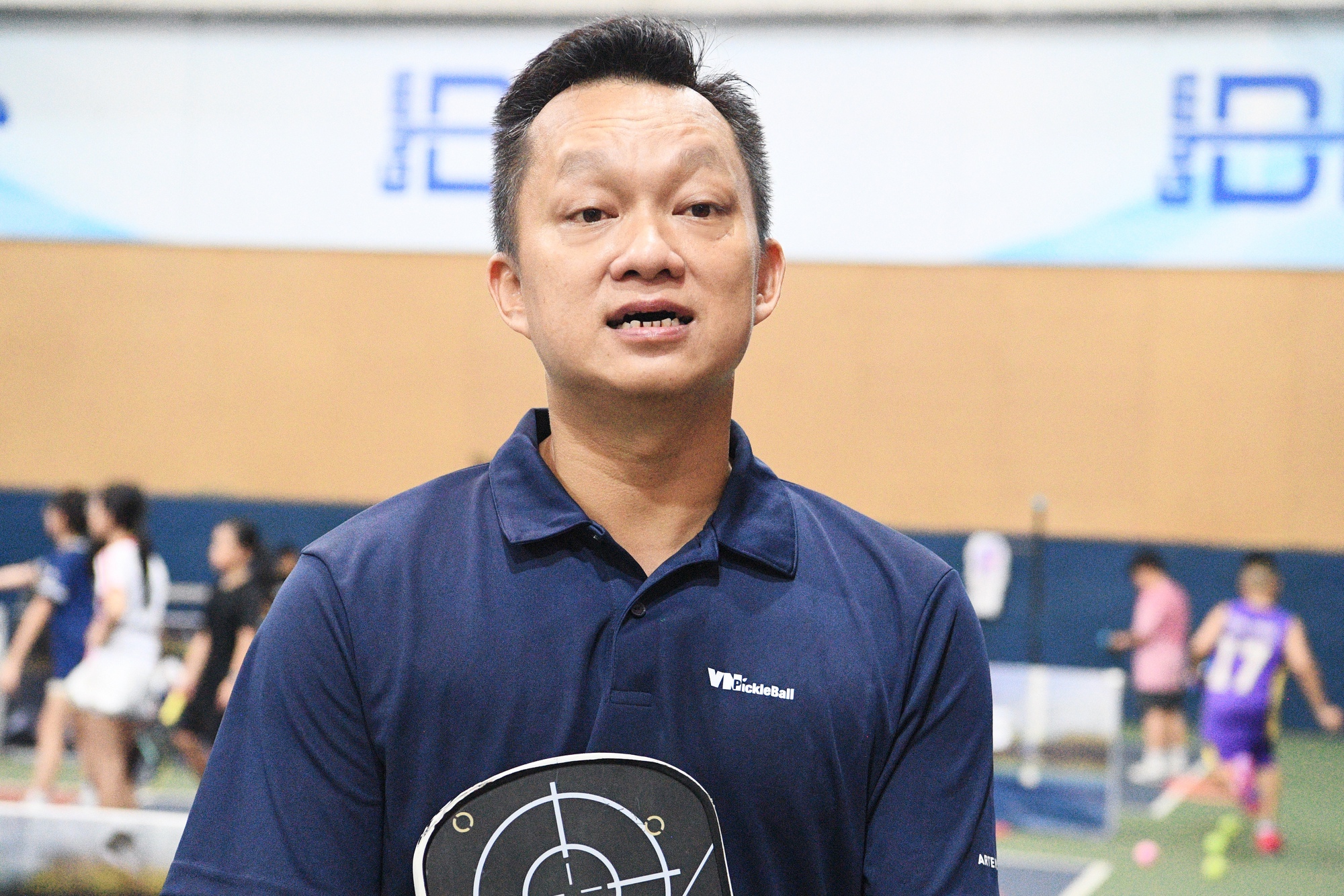 “Khối nghỉ hè” đầm đìa mồ hôi trên sân pickleball: HLV hụt hơi, phụ huynh chi tiền triệu- Ảnh 1. “Khối nghỉ hè” đầm đìa mồ hôi trên sân pickleball: HLV hụt hơi, phụ huynh chi tiền triệu- Ảnh 1.