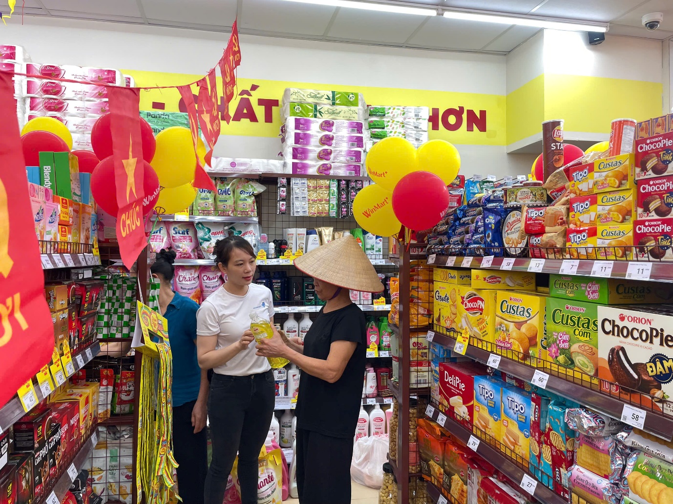 4.000 điểm bán, WinMart+ khẳng định vị thế bán lẻ nội địa- Ảnh 4. 4.000 điểm bán, WinMart+ khẳng định vị thế bán lẻ nội địa- Ảnh 4.