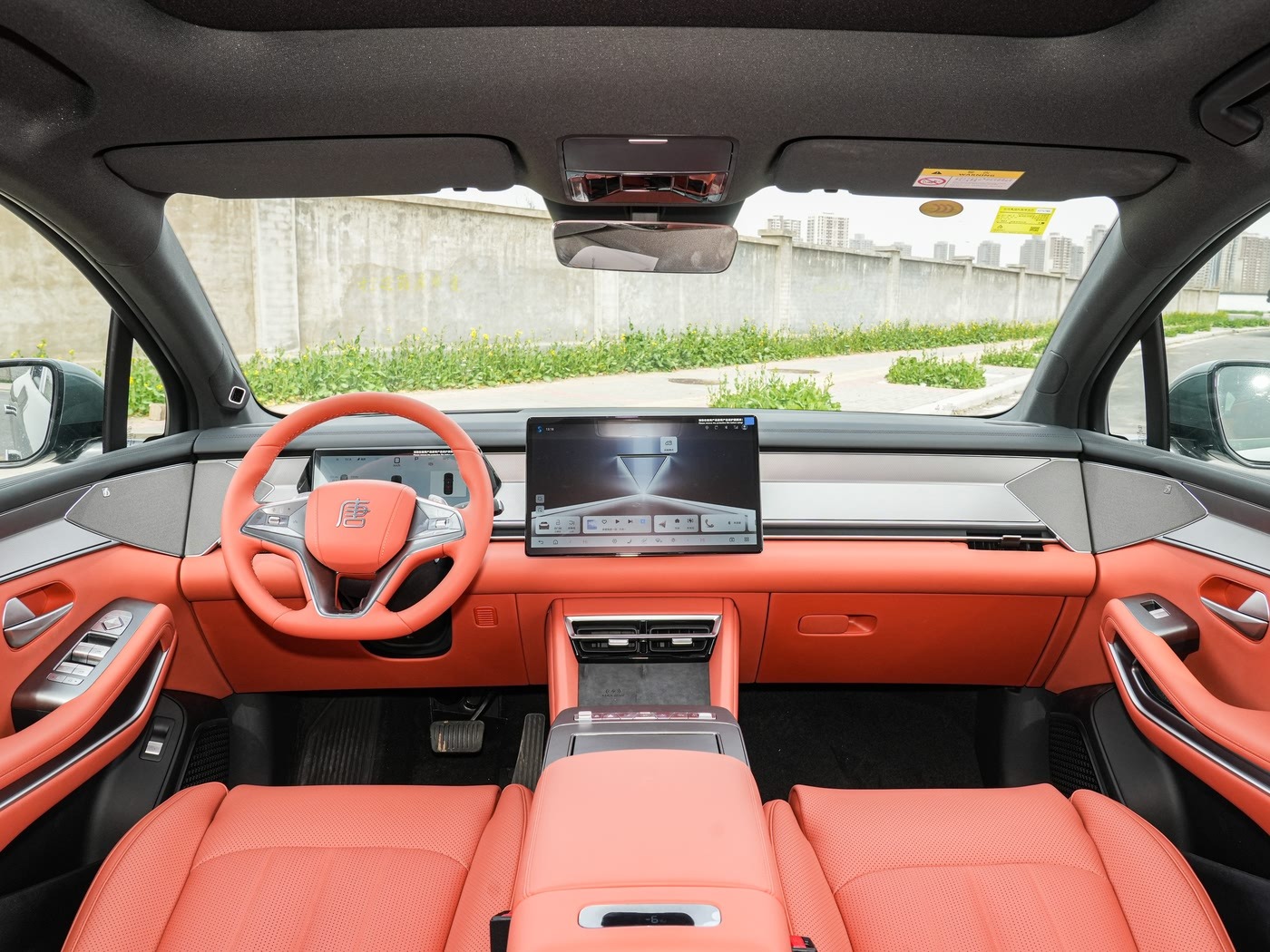 Nhìn Xiaomi YU7 khuấy đảo cõi mạng, BYD có ghen tỵ: Ra mắt xe điện mạnh hơn, rẻ hơn nhưng chẳng ai quan tâm- Ảnh 2. Nhìn Xiaomi YU7 khuấy đảo cõi mạng, BYD có ghen tỵ: Ra mắt xe điện mạnh hơn, rẻ hơn nhưng chẳng ai quan tâm- Ảnh 2.