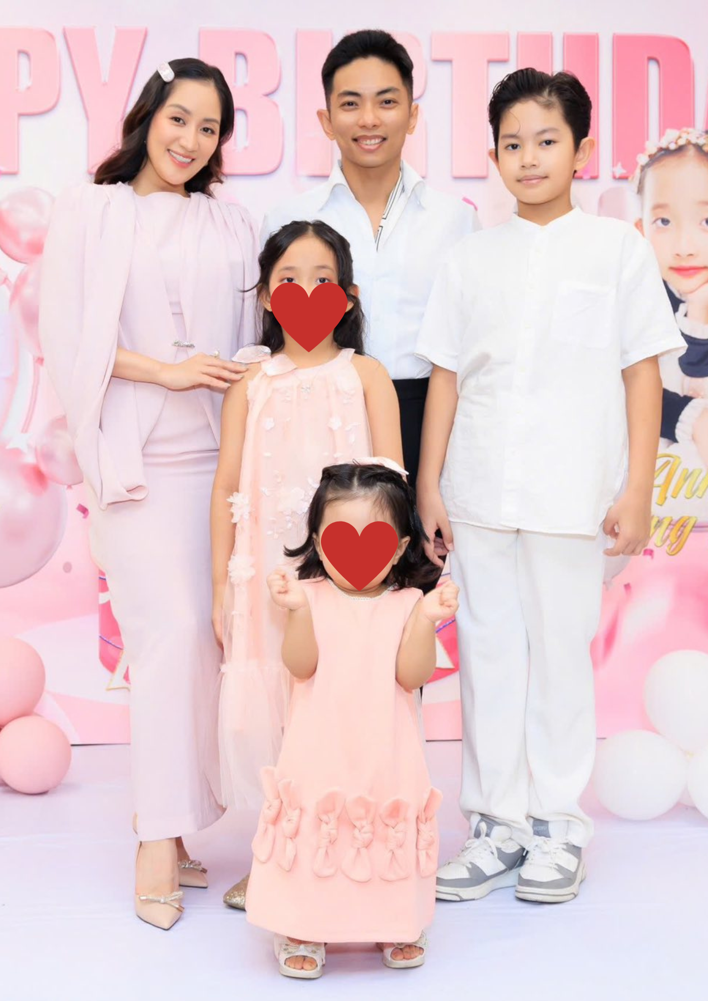 Con trai Khánh Thi-Phan Hiển: 10 tuổi cao gần bằng bố, là Con trai Khánh Thi-Phan Hiển: 10 tuổi cao gần bằng bố, là