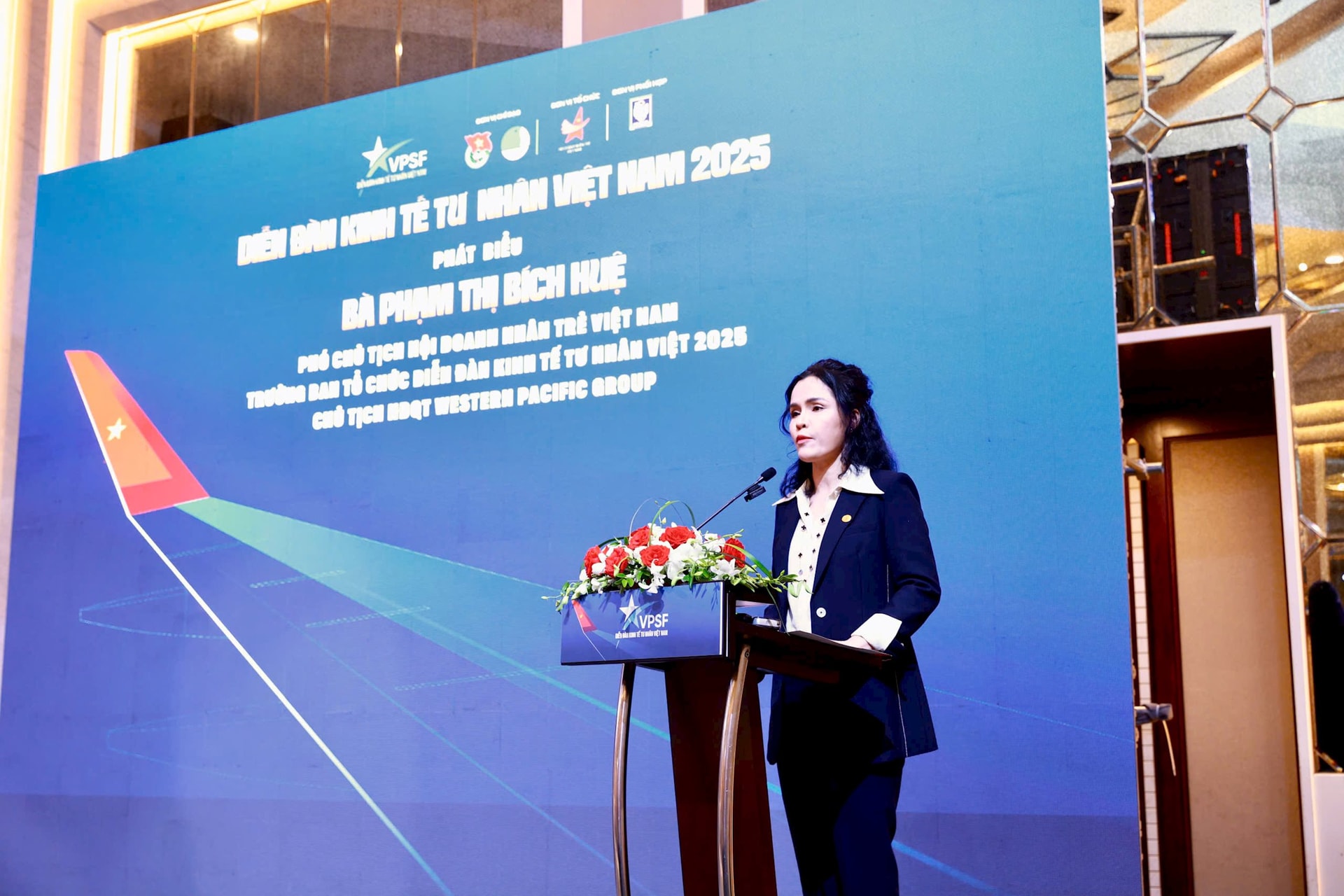 Phó Chủ tịch Hội Doanh nhân trẻ Việt Nam: "Doanh nhân không cần đặc lợi, chỉ cần niềm tin để bứt phá"- Ảnh 2. Phó Chủ tịch Hội Doanh nhân trẻ Việt Nam: "Doanh nhân không cần đặc lợi, chỉ cần niềm tin để bứt phá"- Ảnh 2.