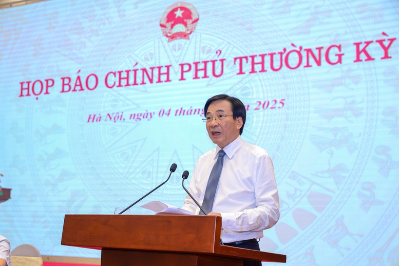 Họp báo Chính phủ thường kỳ tháng 5/2025: Tình hình phát triển KTXH nổi bật với 8 điểm sáng- Ảnh 2. Họp báo Chính phủ thường kỳ tháng 5/2025: Tình hình phát triển KTXH nổi bật với 8 điểm sáng- Ảnh 2.