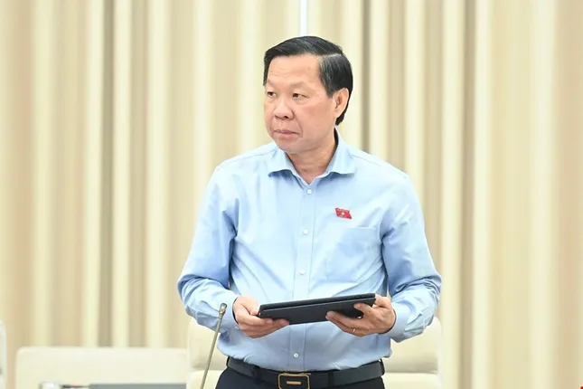 'Thời tiết này không có điều hòa chắc không làm việc được'- Ảnh 1. 'Thời tiết này không có điều hòa chắc không làm việc được'- Ảnh 1.