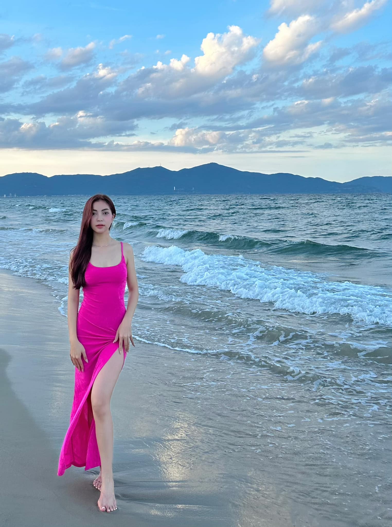 "Mối tình năm 17 tuổi" hot nhất làng bóng đá khoe visual sáng bừng sân pickleball, diện bikini nóng bỏng còn gây sốt hơn!- Ảnh 10. "Mối tình năm 17 tuổi" hot nhất làng bóng đá khoe visual sáng bừng sân pickleball, diện bikini nóng bỏng còn gây sốt hơn!- Ảnh 10.
