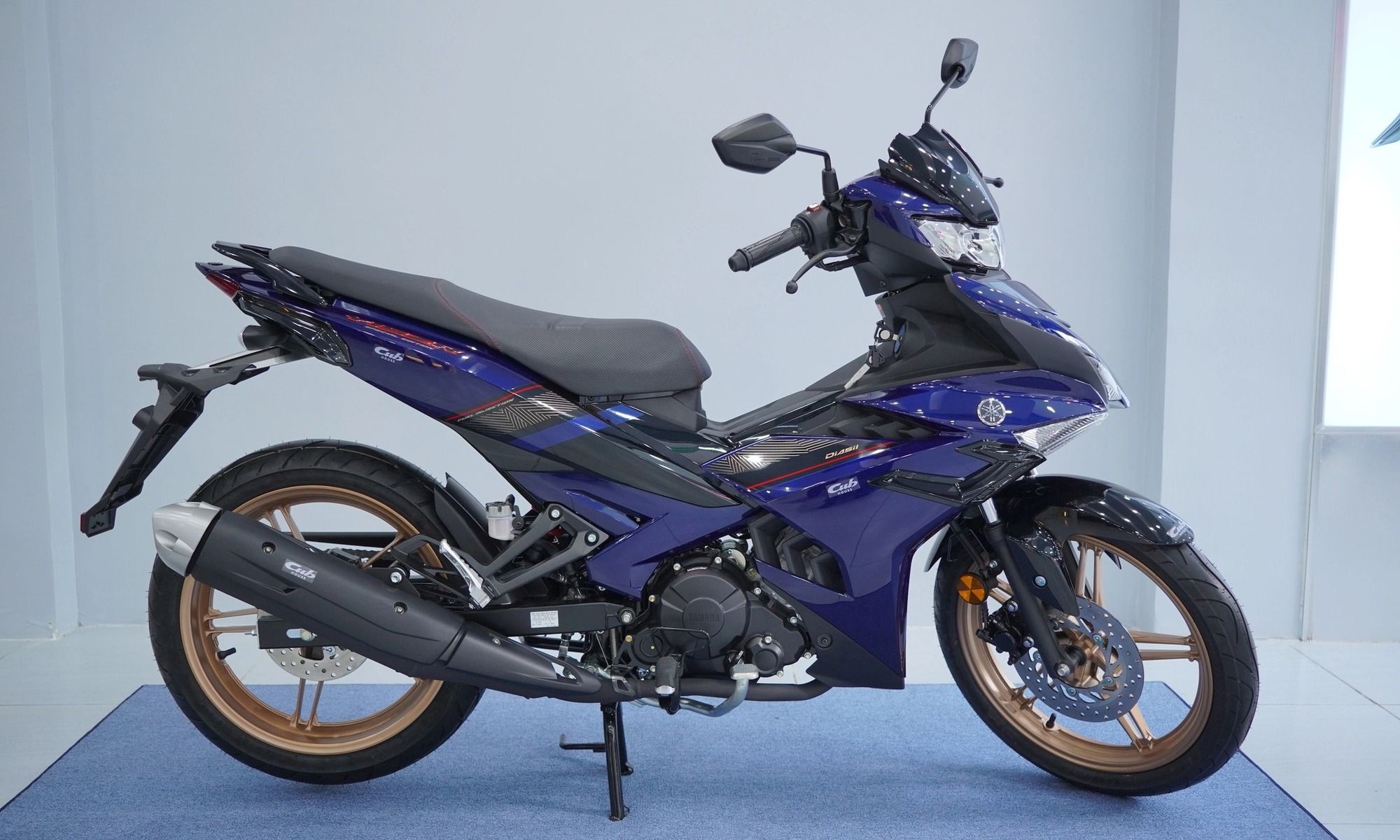 Yamaha Exciter 150 vừa về Việt Nam có gì đặc biệt mà giá bán trên 100 triệu đồng?- Ảnh 2. Yamaha Exciter 150 vừa về Việt Nam có gì đặc biệt mà giá bán trên 100 triệu đồng?- Ảnh 2.