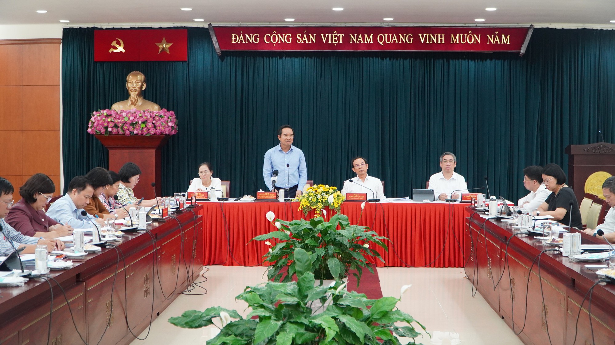 Bí thư Thành ủy TP HCM Nguyễn Văn Nên: "Đến giờ này đã hình thành TP HCM mới"- Ảnh 2. Bí thư Thành ủy TP HCM Nguyễn Văn Nên: "Đến giờ này đã hình thành TP HCM mới"- Ảnh 2.