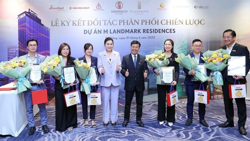 Tổ hợp căn hộ, khách sạn Marriot tại "km số 00" Đà Nẵng lập kỷ lục giá mới, có thể chạm ngưỡng 280 triệu đồng/m2- Ảnh 1. Tổ hợp căn hộ, khách sạn Marriot tại "km số 00" Đà Nẵng lập kỷ lục giá mới, có thể chạm ngưỡng 280 triệu đồng/m2- Ảnh 1.
