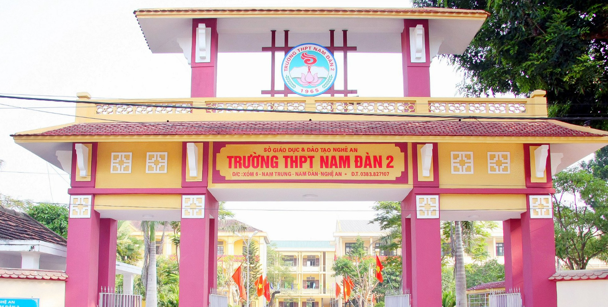 NÓNG nhất lúc này: Thầy giáo mỉa thí sinh thi lớp 10 NÓNG nhất lúc này: Thầy giáo mỉa thí sinh thi lớp 10