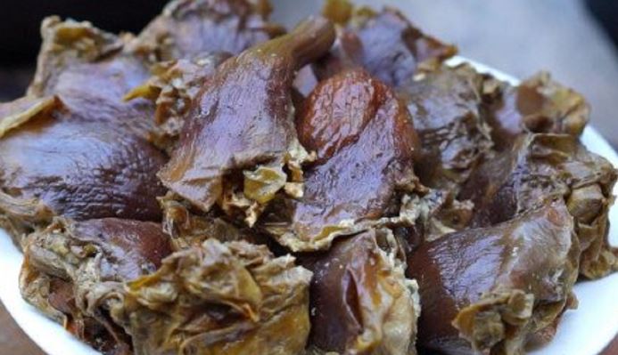 Thứ đặc sản xưa rụng thối gốc không ai nhặt nay được dân phố săn lùng- Ảnh 4.