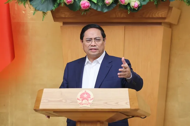 Thủ tướng: Khẩn trương trình Quốc hội phương án trụ sở dôi dư sau sắp xếp- Ảnh 1. Thủ tướng: Khẩn trương trình Quốc hội phương án trụ sở dôi dư sau sắp xếp- Ảnh 1.