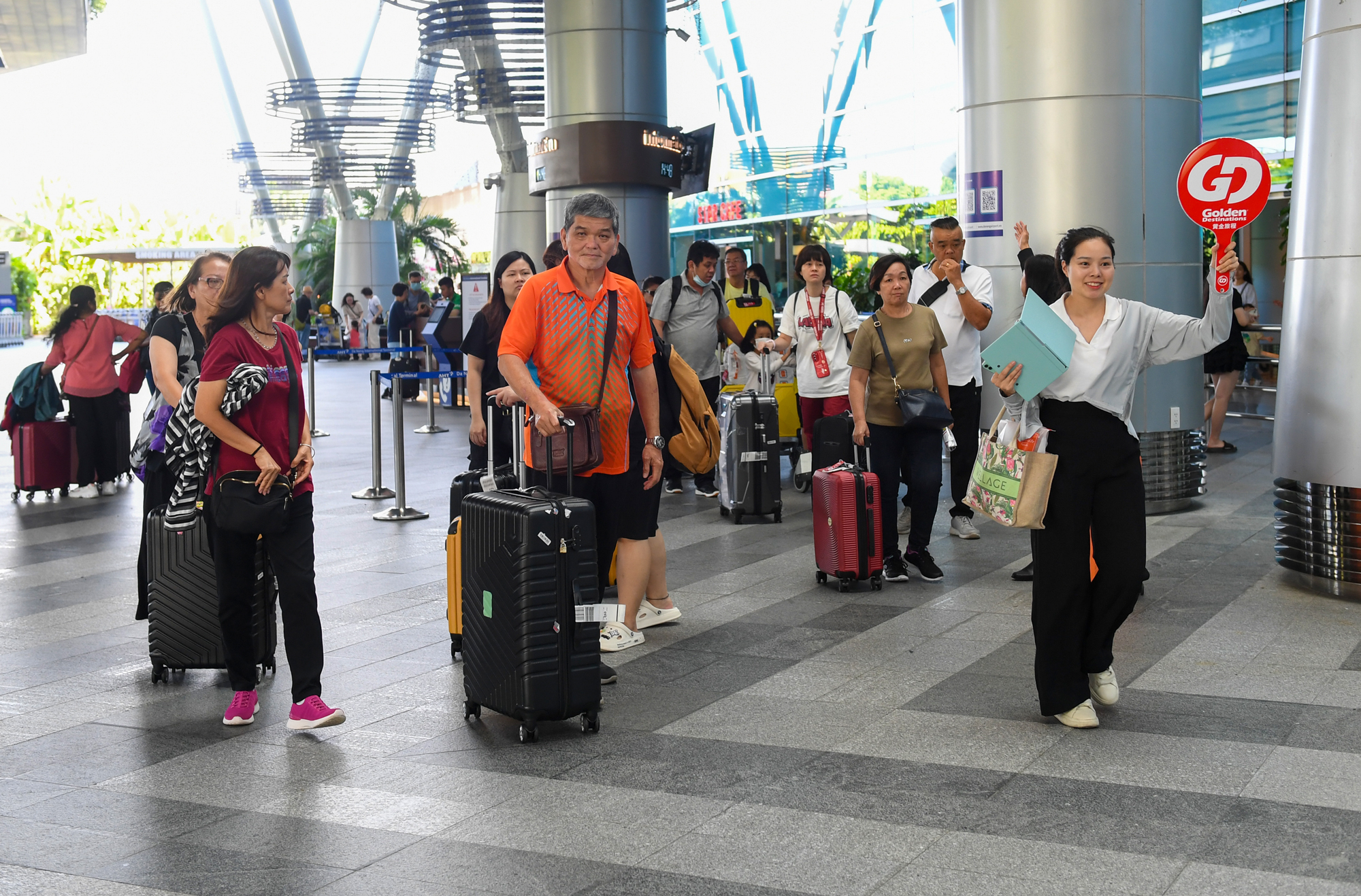 Sân bay Quốc tế Đà Nẵng - "phễu" đón khách du lịch quốc tế: Thủ tục check-in chỉ trong 2 phút, kiểm soát xuất nhập cảnh tự động...- Ảnh 12. Sân bay Quốc tế Đà Nẵng - "phễu" đón khách du lịch quốc tế: Thủ tục check-in chỉ trong 2 phút, kiểm soát xuất nhập cảnh tự động...- Ảnh 12.