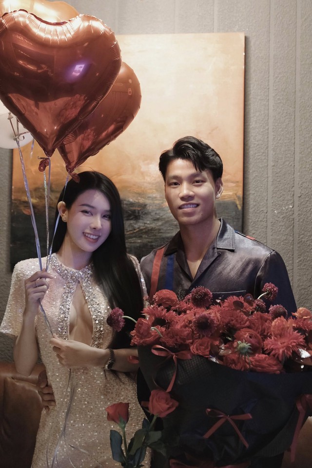 Bạn gái Bạn gái