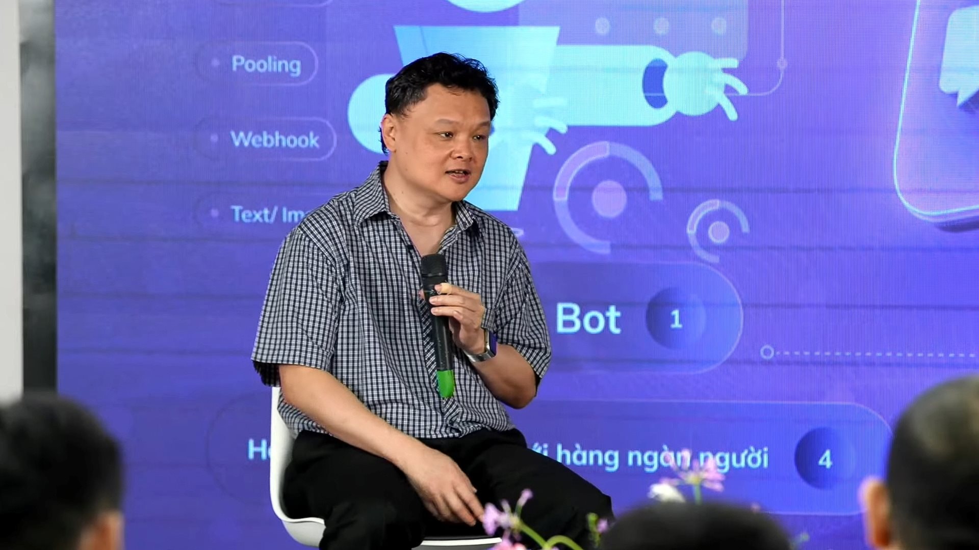 Lotus Chat for Work tích hợp AI: "Trước đây phải có chuyên gia hướng dẫn - giờ chuyên gia chỉ tham gia 10% nhưng hiệu suất vẫn tăng"- Ảnh 1. Lotus Chat for Work tích hợp AI: "Trước đây phải có chuyên gia hướng dẫn - giờ chuyên gia chỉ tham gia 10% nhưng hiệu suất vẫn tăng"- Ảnh 1.