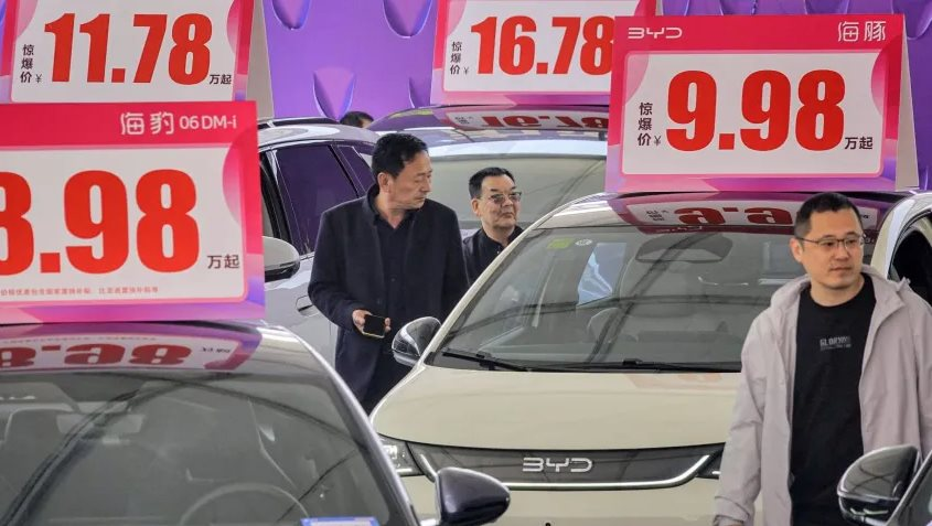 Chuyện gì đây: Một đại lý xe điện BYD đóng cửa 20 chi nhánh trong vài ngày, khiến 1.000 khách hàng còn bảo hành bơ vơ- Ảnh 4. Chuyện gì đây: Một đại lý xe điện BYD đóng cửa 20 chi nhánh trong vài ngày, khiến 1.000 khách hàng còn bảo hành bơ vơ- Ảnh 4.