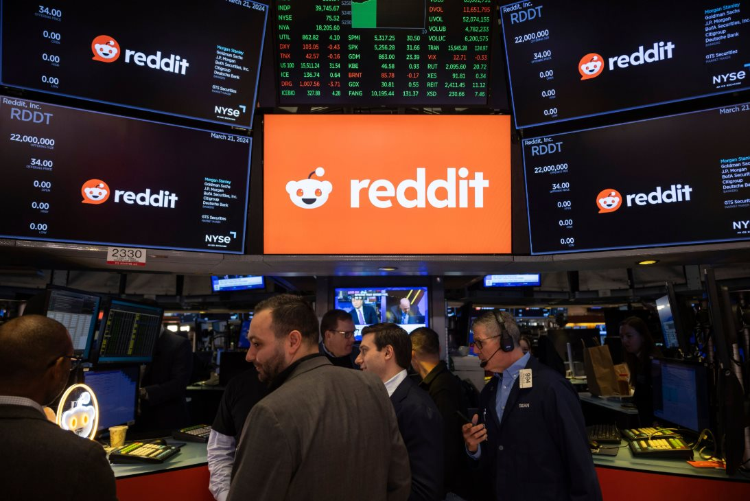 Vụ kiện 83 tỷ USD của Reddit và Anthropic khiến mô hình kiếm tiền của AI lung lay: Liệu máy móc có cần trả tiền cho nội dung được xây dựng bằng con người?- Ảnh 1. Vụ kiện 83 tỷ USD của Reddit và Anthropic khiến mô hình kiếm tiền của AI lung lay: Liệu máy móc có cần trả tiền cho nội dung được xây dựng bằng con người?- Ảnh 1.