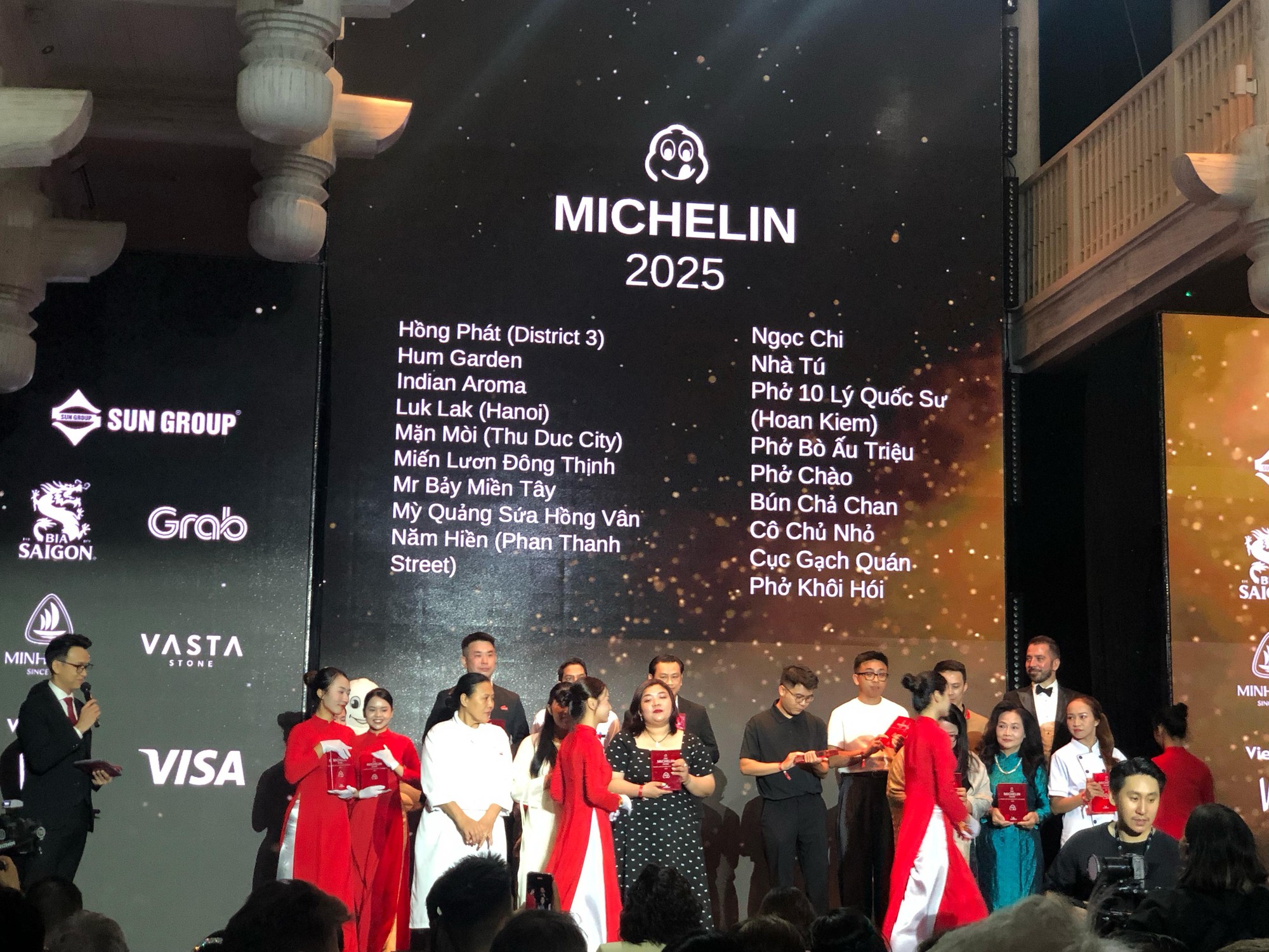 MICHELIN Guide Việt Nam 2025: Gần 20 quán phở nhưng vẫn không có hàng cơm tấm nào?- Ảnh 12. MICHELIN Guide Việt Nam 2025: Gần 20 quán phở nhưng vẫn không có hàng cơm tấm nào?- Ảnh 12.