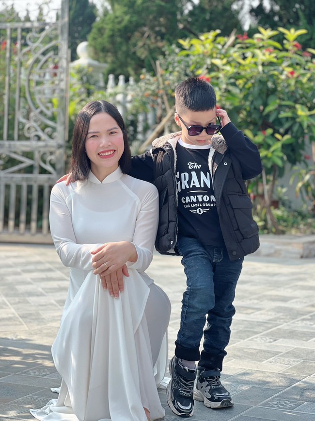 Từng sợ con thua thiệt vì bỏ phố về quê, bà mẹ Thanh Hóa giờ thở phào: "Làm tốt điều này, con ở đâu cũng trưởng thành tử tế"- Ảnh 2. Từng sợ con thua thiệt vì bỏ phố về quê, bà mẹ Thanh Hóa giờ thở phào: "Làm tốt điều này, con ở đâu cũng trưởng thành tử tế"- Ảnh 2.