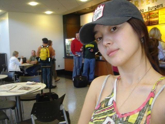 Nhan sắc không camera thường nào “đánh bại” nổi: Song Hye Kyo tuổi đôi mươi đẹp mộc đến nao lòng- Ảnh 8. Nhan sắc không camera thường nào “đánh bại” nổi: Song Hye Kyo tuổi đôi mươi đẹp mộc đến nao lòng- Ảnh 8.