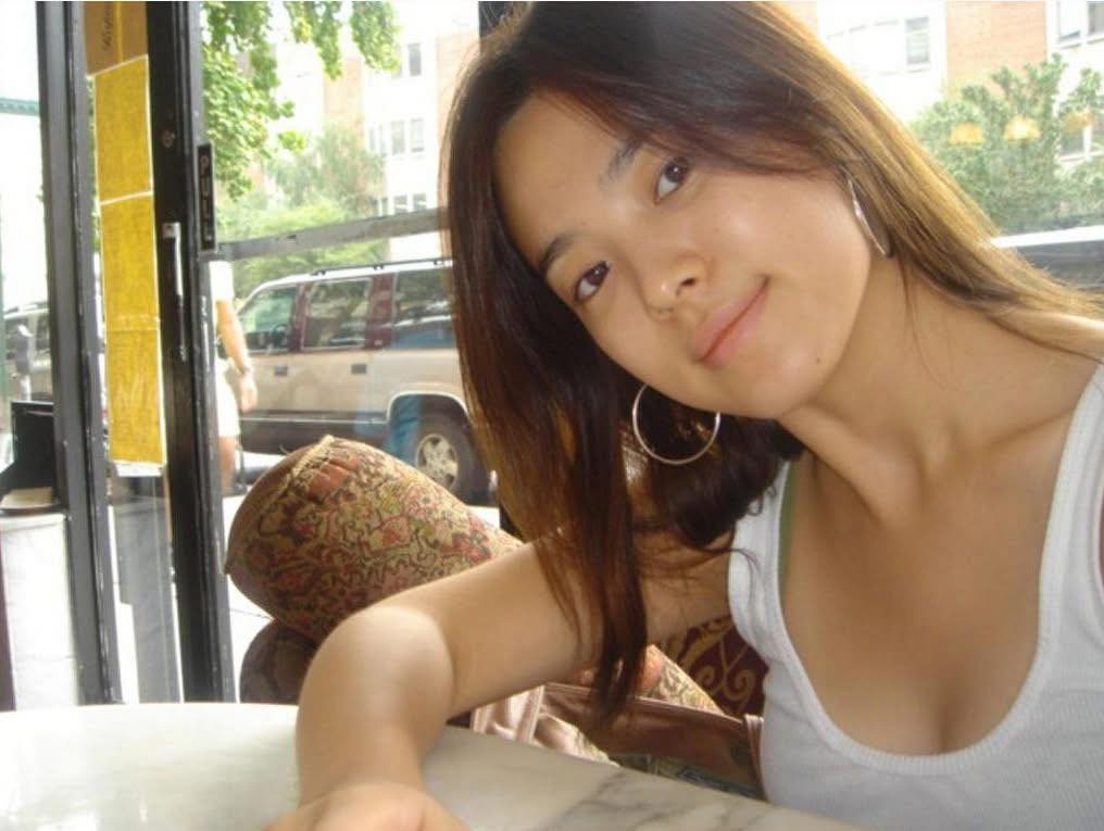 Nhan sắc không camera thường nào “đánh bại” nổi: Song Hye Kyo tuổi đôi mươi đẹp mộc đến nao lòng- Ảnh 7. Nhan sắc không camera thường nào “đánh bại” nổi: Song Hye Kyo tuổi đôi mươi đẹp mộc đến nao lòng- Ảnh 7.