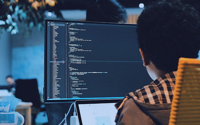 Ông Nguyễn Tử Quảng: Người Việt có thể làm được như OpenAI hay DeepSeek, khi ra mắt chỉ có 40 nhân viên nhưng đưa công ty lên hàng chục, hàng trăm tỷ USD- Ảnh 2. Ông Nguyễn Tử Quảng: Người Việt có thể làm được như OpenAI hay DeepSeek, khi ra mắt chỉ có 40 nhân viên nhưng đưa công ty lên hàng chục, hàng trăm tỷ USD- Ảnh 2.