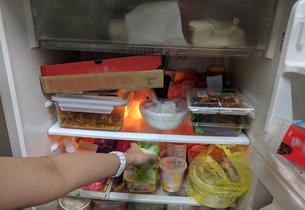 3 người một nhà cùng mắc ung thư, người mẹ liên tục mắng bác sĩ chẩn đoán sai cho đến khi tự nhìn vào tủ lạnh- Ảnh 2. 3 người một nhà cùng mắc ung thư, người mẹ liên tục mắng bác sĩ chẩn đoán sai cho đến khi tự nhìn vào tủ lạnh- Ảnh 2.