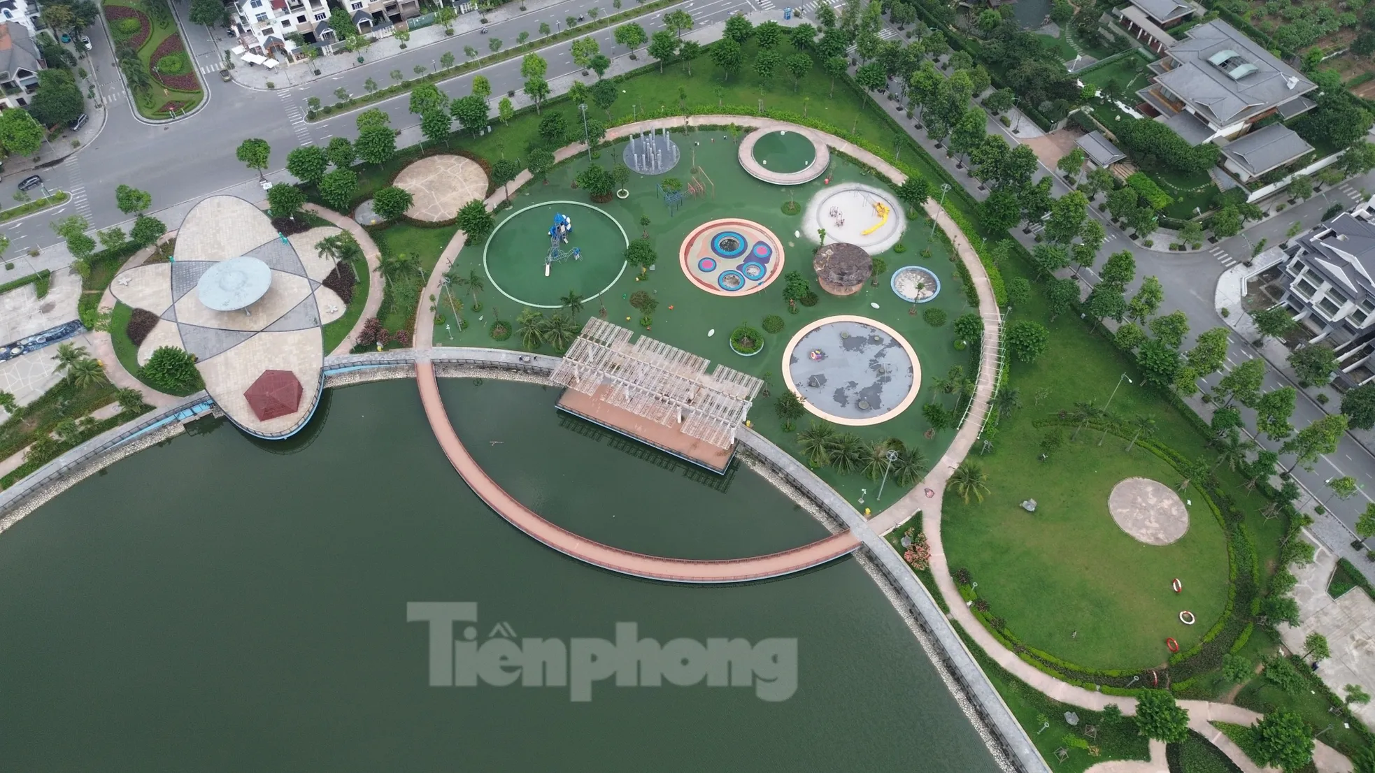 'Điểm danh' các dự án công viên vướng vi phạm tại Hà Nội- Ảnh 12. 'Điểm danh' các dự án công viên vướng vi phạm tại Hà Nội- Ảnh 12.