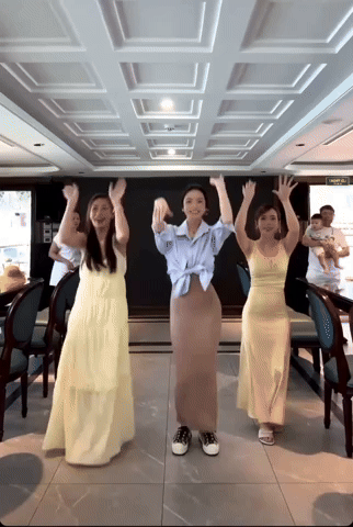 Chu Thanh Huyền - vợ Quang Hải gây sốt với 7s lắc hông Chu Thanh Huyền - vợ Quang Hải gây sốt với 7s lắc hông