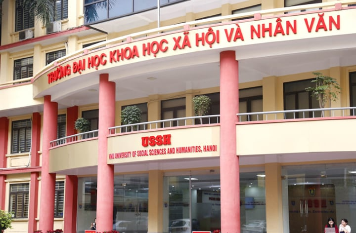 Sĩ tử sốc khi ĐH Khoa học Xã hội và Nhân văn bỏ khối C vào phút chót- Ảnh 1.