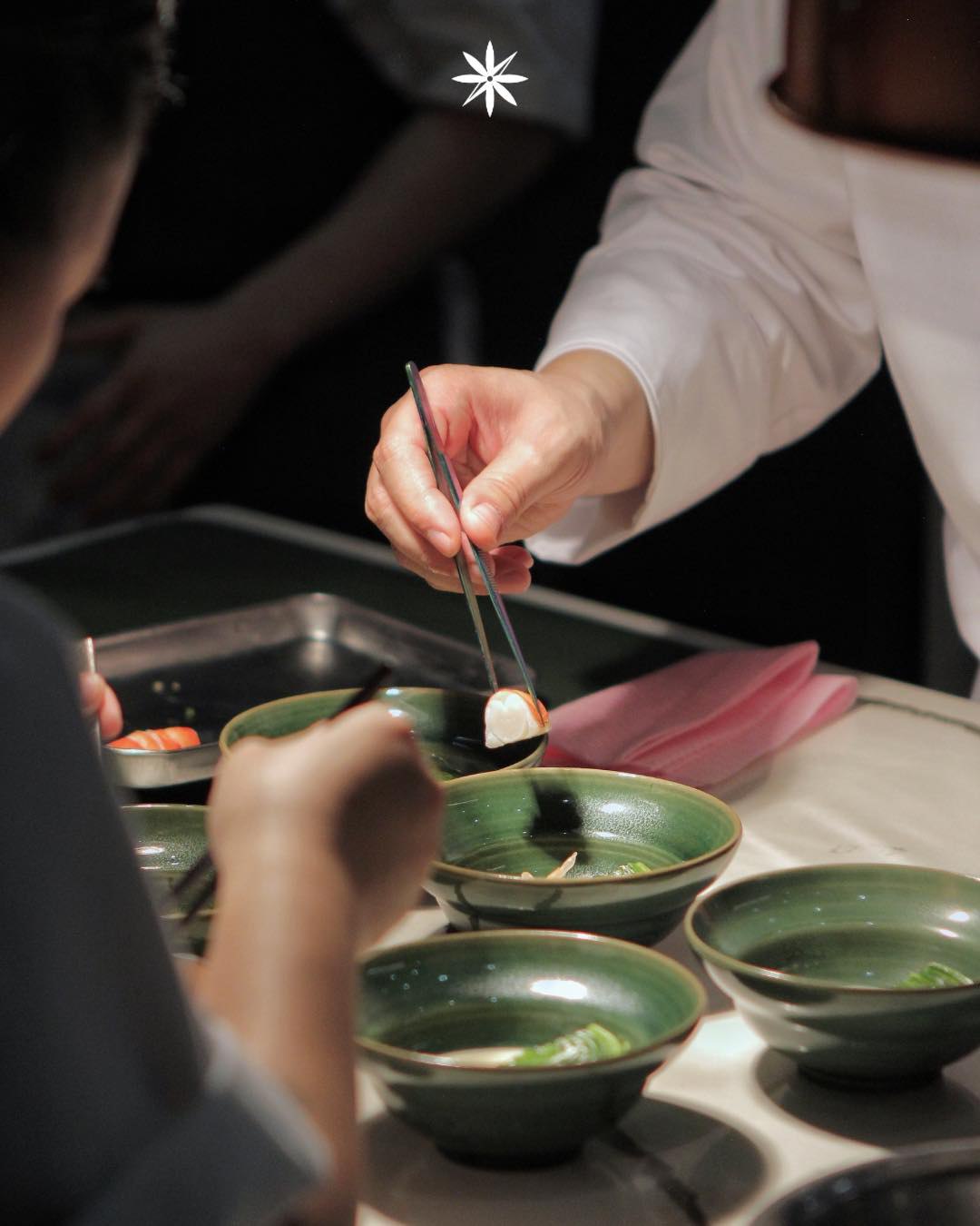 Hóng gấp: 9 nhà hàng Việt đạt sao MICHELIN 2025, 1 cái tên chính là nơi tổ chức trao giải tối nay!- Ảnh 2. Hóng gấp: 9 nhà hàng Việt đạt sao MICHELIN 2025, 1 cái tên chính là nơi tổ chức trao giải tối nay!- Ảnh 2.