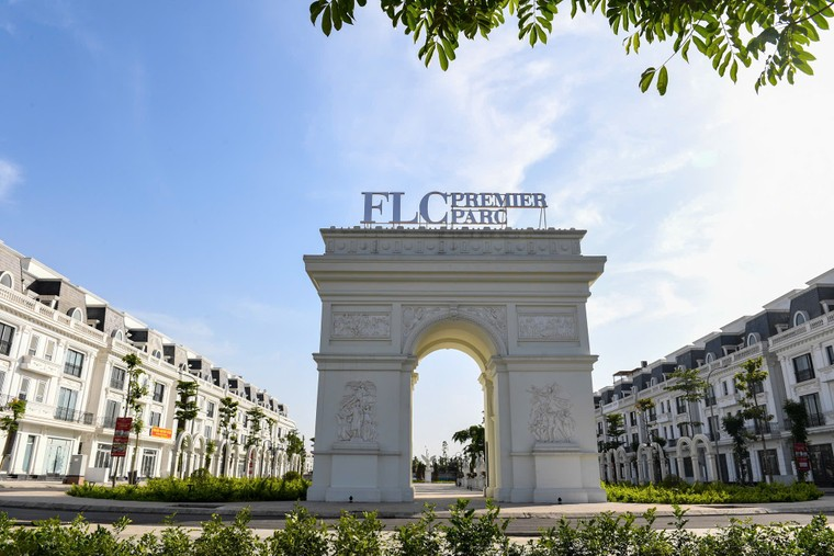 Loạt động thái bất ngờ của FLC, Tân Hoàng Minh- Ảnh 2. Loạt động thái bất ngờ của FLC, Tân Hoàng Minh- Ảnh 2.