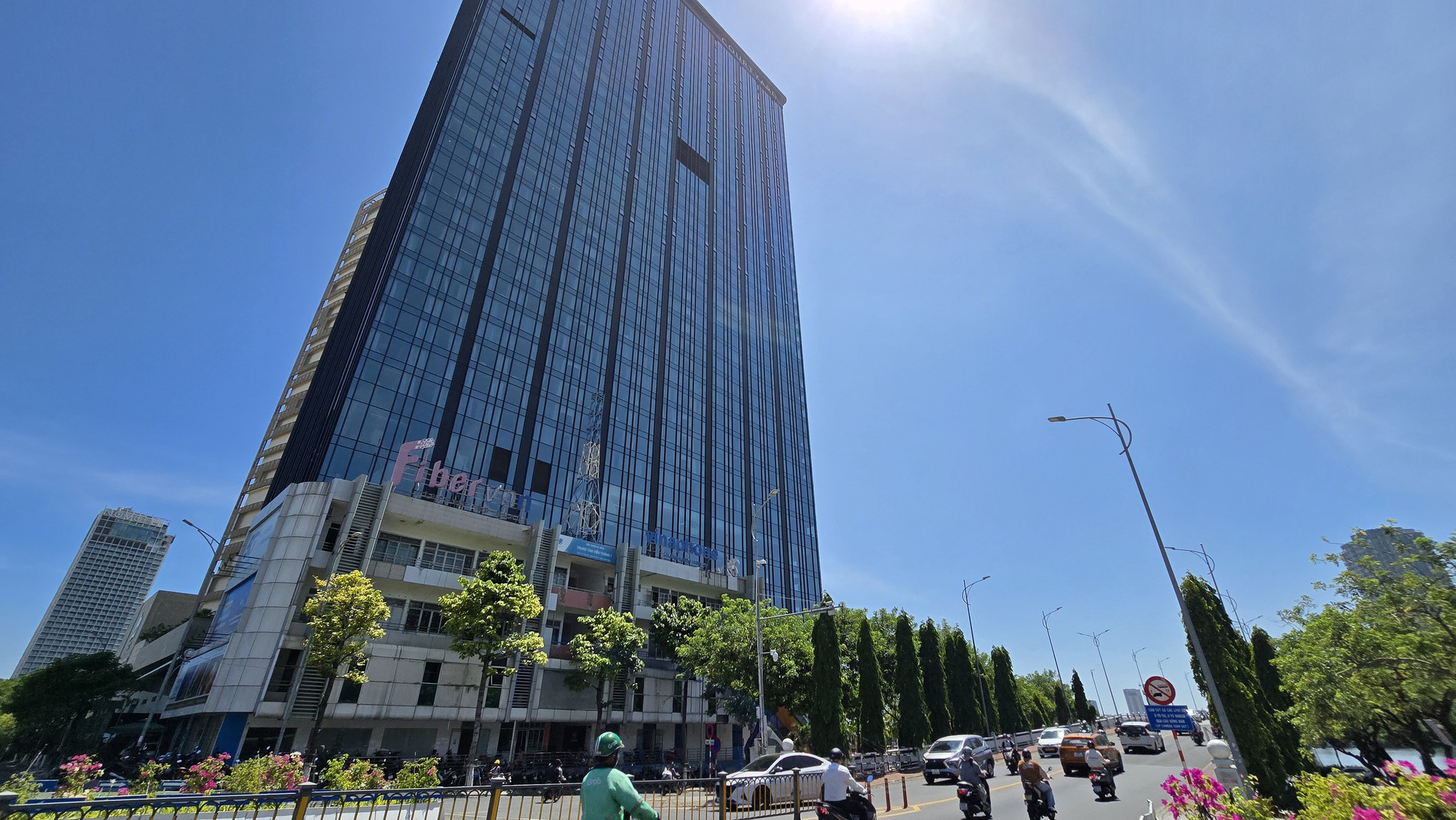 Dự án căn hộ triệu đô Danang Diamond Tower phải xác định lại giá đất- Ảnh 1. Dự án căn hộ triệu đô Danang Diamond Tower phải xác định lại giá đất- Ảnh 1.