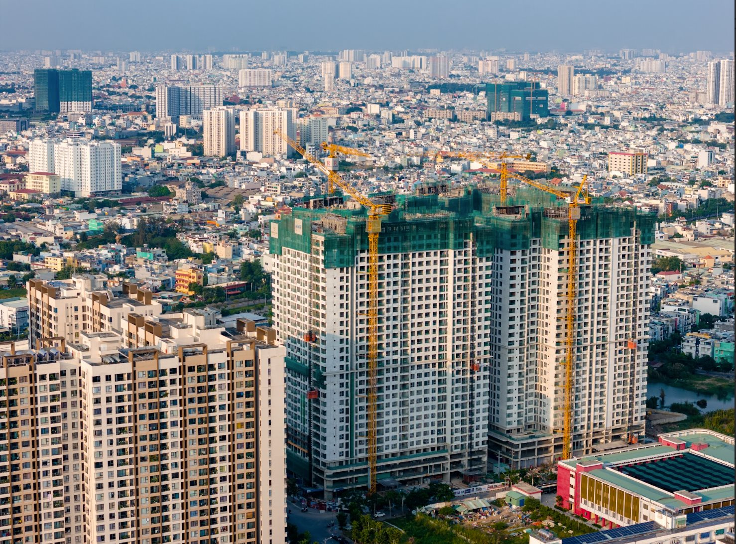 Căn hộ Tp.HCM tiếp tục tăng giá nửa cuối năm 2024- Ảnh 1.