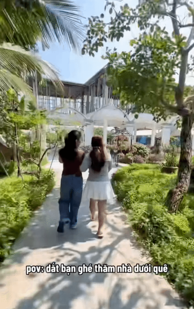 "Biệt phủ" hàng nghìn m2 ở Quảng Ngãi được ví như hoàng cung trong Như Ý truyện: Những căn villa nối tiếp nhau chẳng khác gì tam cung lục viện, có cả ngự hoa viên để đi dạo mỗi ngày!- Ảnh 6. "Biệt phủ" hàng nghìn m2 ở Quảng Ngãi được ví như hoàng cung trong Như Ý truyện: Những căn villa nối tiếp nhau chẳng khác gì tam cung lục viện, có cả ngự hoa viên để đi dạo mỗi ngày!- Ảnh 6.