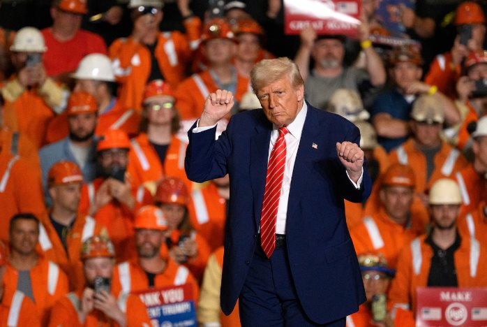 Buồn của quốc gia ‘bạn thân Mỹ’ bị ông Trump ‘xát muối vào vết thương’ với thuế thép 50%- Ảnh 3. Buồn của quốc gia ‘bạn thân Mỹ’ bị ông Trump ‘xát muối vào vết thương’ với thuế thép 50%- Ảnh 3.