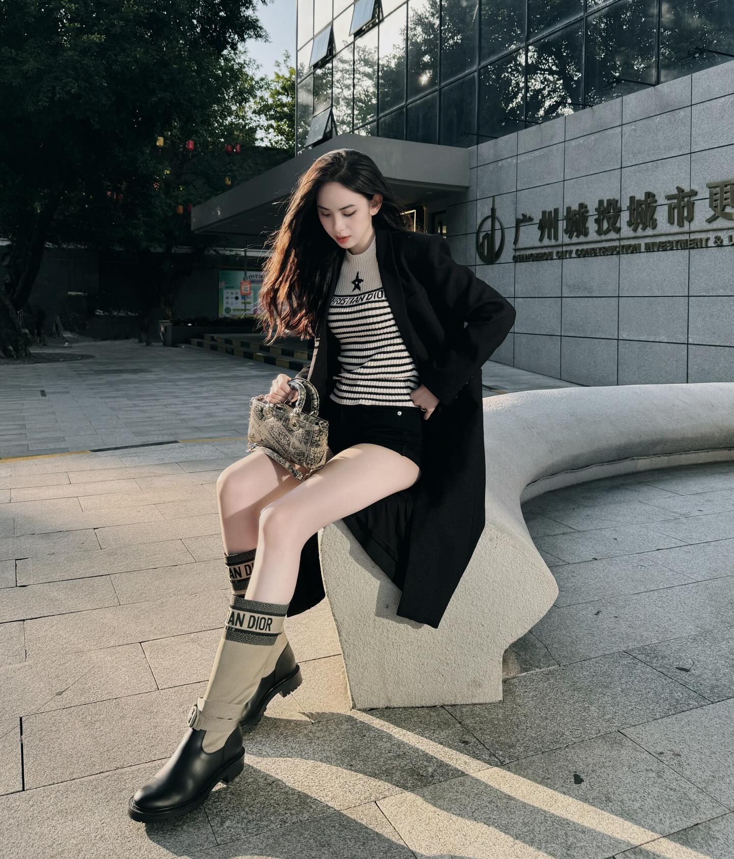 Cuộc sống đáng chú ý của Hương Liên trước khi cưới thiếu gia, thành dâu hào môn- Ảnh 14. Cuộc sống đáng chú ý của Hương Liên trước khi cưới thiếu gia, thành dâu hào môn- Ảnh 14.