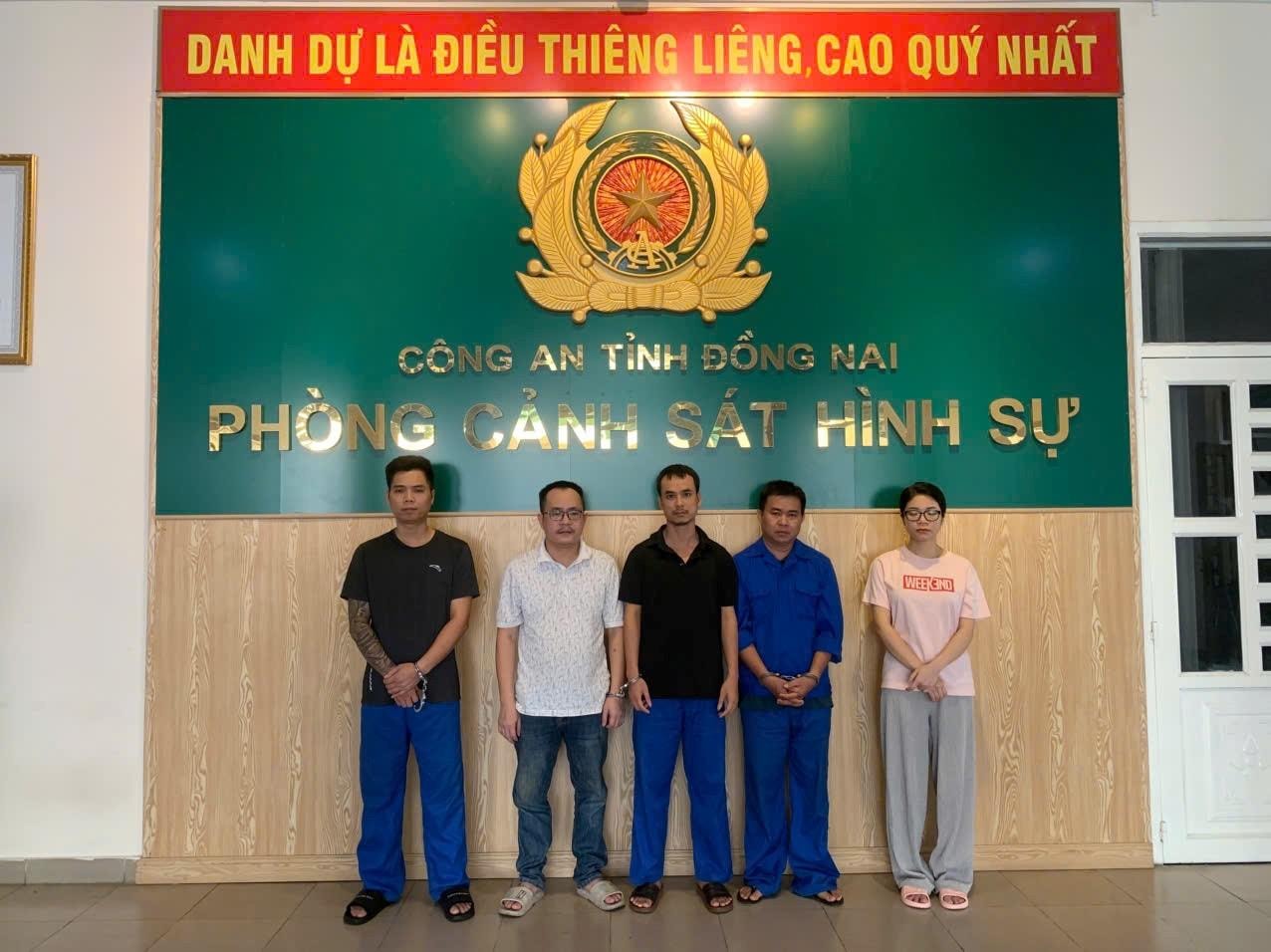 Bắt tạm giam Nguyễn Quốc Hùng, tịch thu nhiều tang vật- Ảnh 1. Bắt tạm giam Nguyễn Quốc Hùng, tịch thu nhiều tang vật- Ảnh 1.