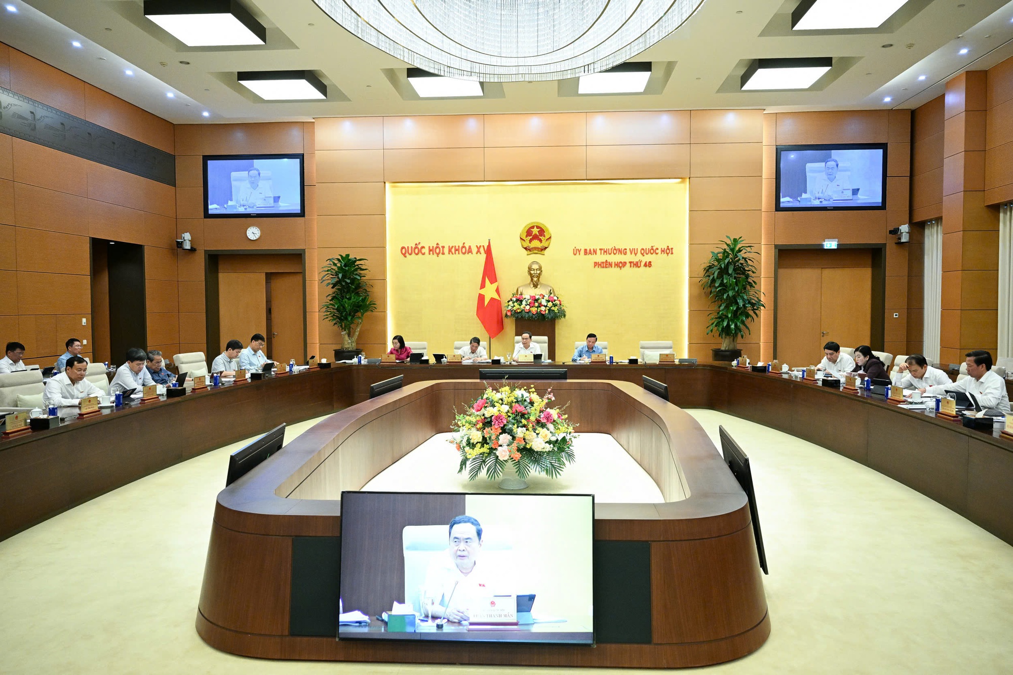 Không hạn chế doanh nghiệp Nhà nước đầu tư bất động sản- Ảnh 2.