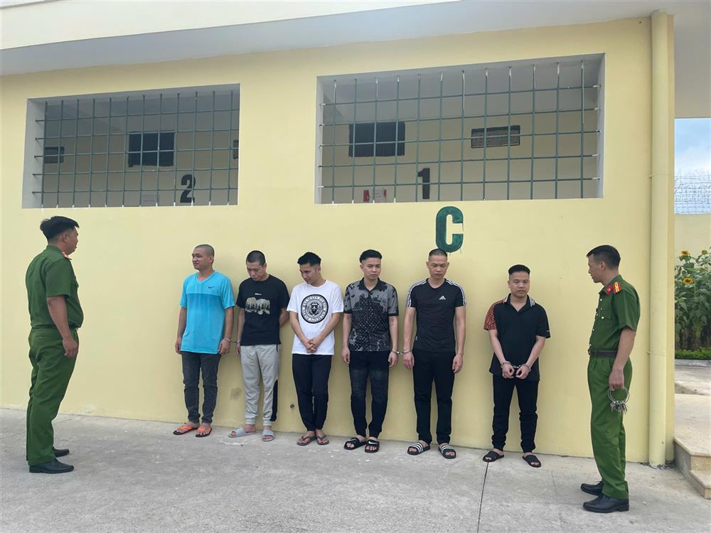 'Ông trùm' Phạm Trí Trung cầm đầu đường dây vận hành 124 website đồi truỵ, rửa tiền hàng nghìn tỷ đồng- Ảnh 1. 'Ông trùm' Phạm Trí Trung cầm đầu đường dây vận hành 124 website đồi truỵ, rửa tiền hàng nghìn tỷ đồng- Ảnh 1.