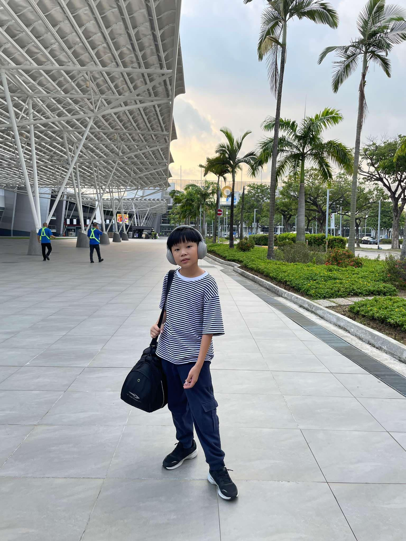 Bố của giám đốc 13 tuổi là ai mà có cách dạy con không phải gia đình nào cũng theo được?- Ảnh 1. Bố của giám đốc 13 tuổi là ai mà có cách dạy con không phải gia đình nào cũng theo được?- Ảnh 1.
