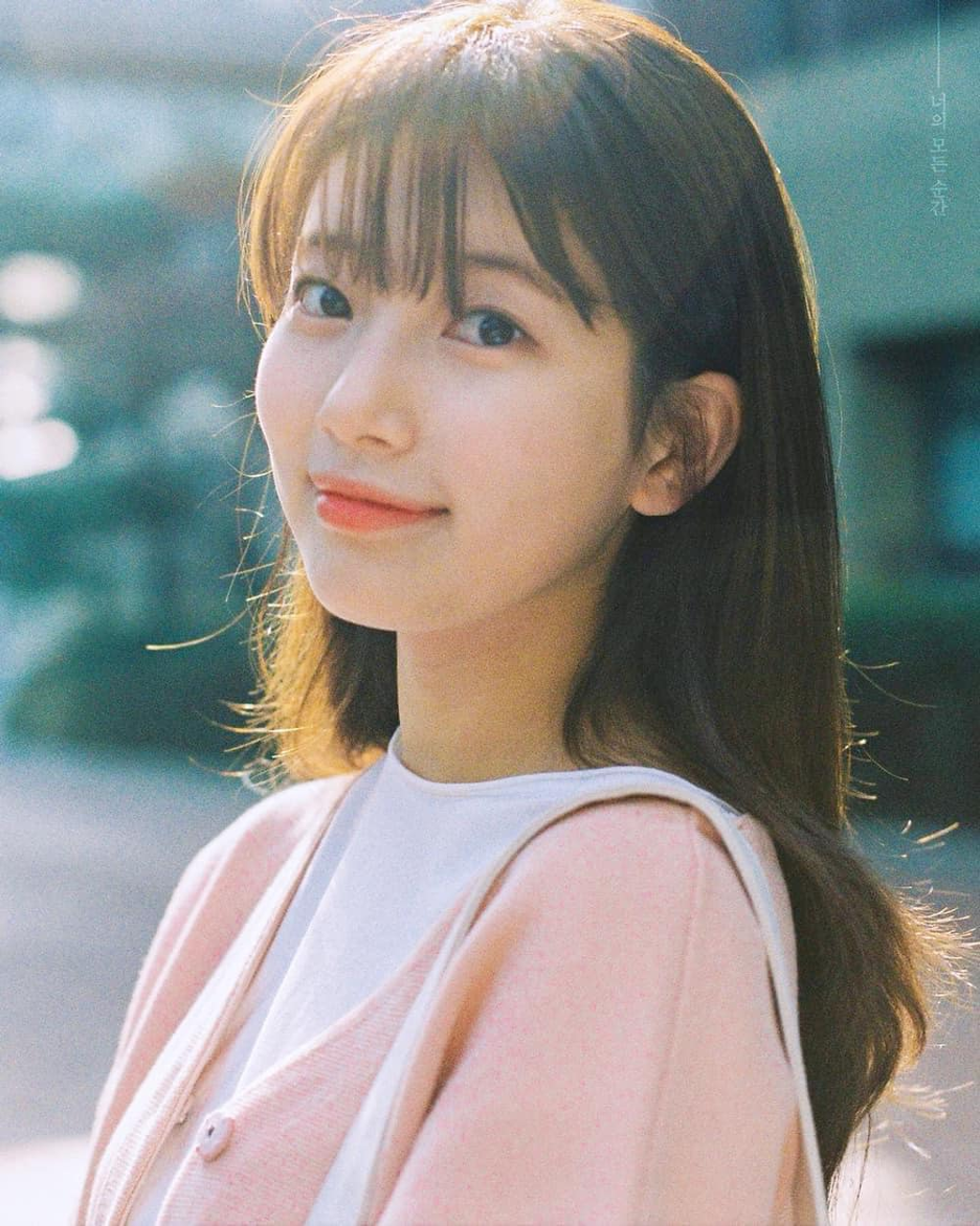 Mỹ nhân sở hữu tài sản hơn 900 tỷ đồng, 19 tuổi đã kiếm trăm tỷ một năm, đầu tư bất động sản cực “mát tay”- Ảnh 3.