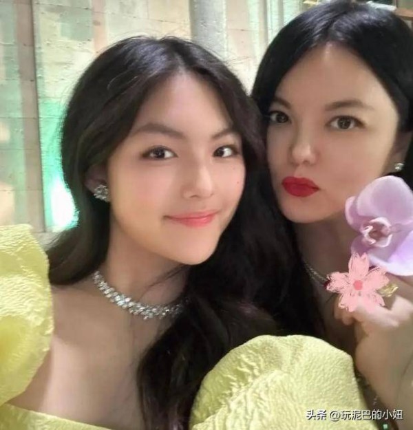Các đại gia Cbiz: Mỹ nhân phản bội Châu Tinh Trì dùng thùng rác 200 triệu, Lâm Thanh Hà xứng danh Các đại gia Cbiz: Mỹ nhân phản bội Châu Tinh Trì dùng thùng rác 200 triệu, Lâm Thanh Hà xứng danh