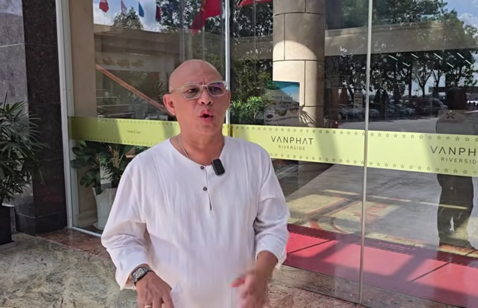 "Trùm Điền Quân" Color Man về lại nơi từng tung hoành trước khi phá sản- Ảnh 1. "Trùm Điền Quân" Color Man về lại nơi từng tung hoành trước khi phá sản- Ảnh 1.