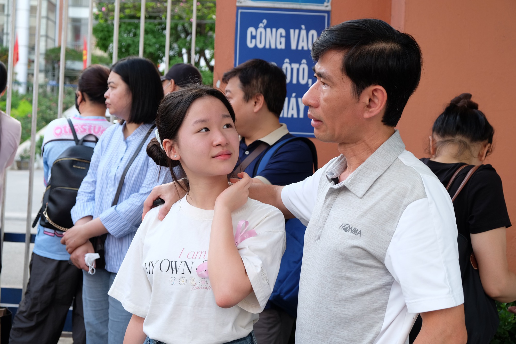 Phụ huynh Hà Nội trong kỳ thi căng thẳng bậc nhất: Phụ huynh Hà Nội trong kỳ thi căng thẳng bậc nhất: