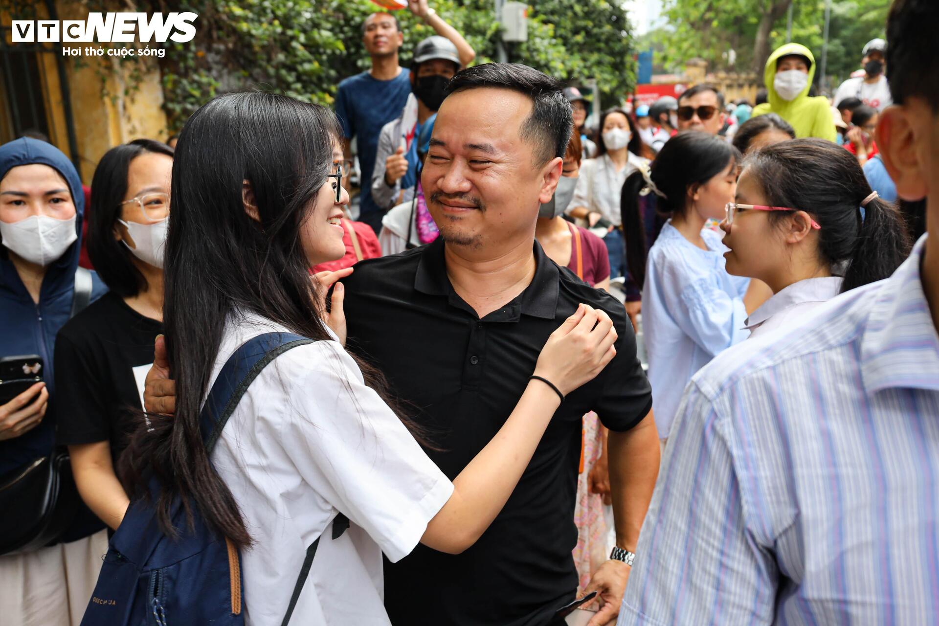 'Trúng tủ đề', thí sinh viết liền 8 trang giấy, nắm chắc 8 điểm trong tay- Ảnh 8.